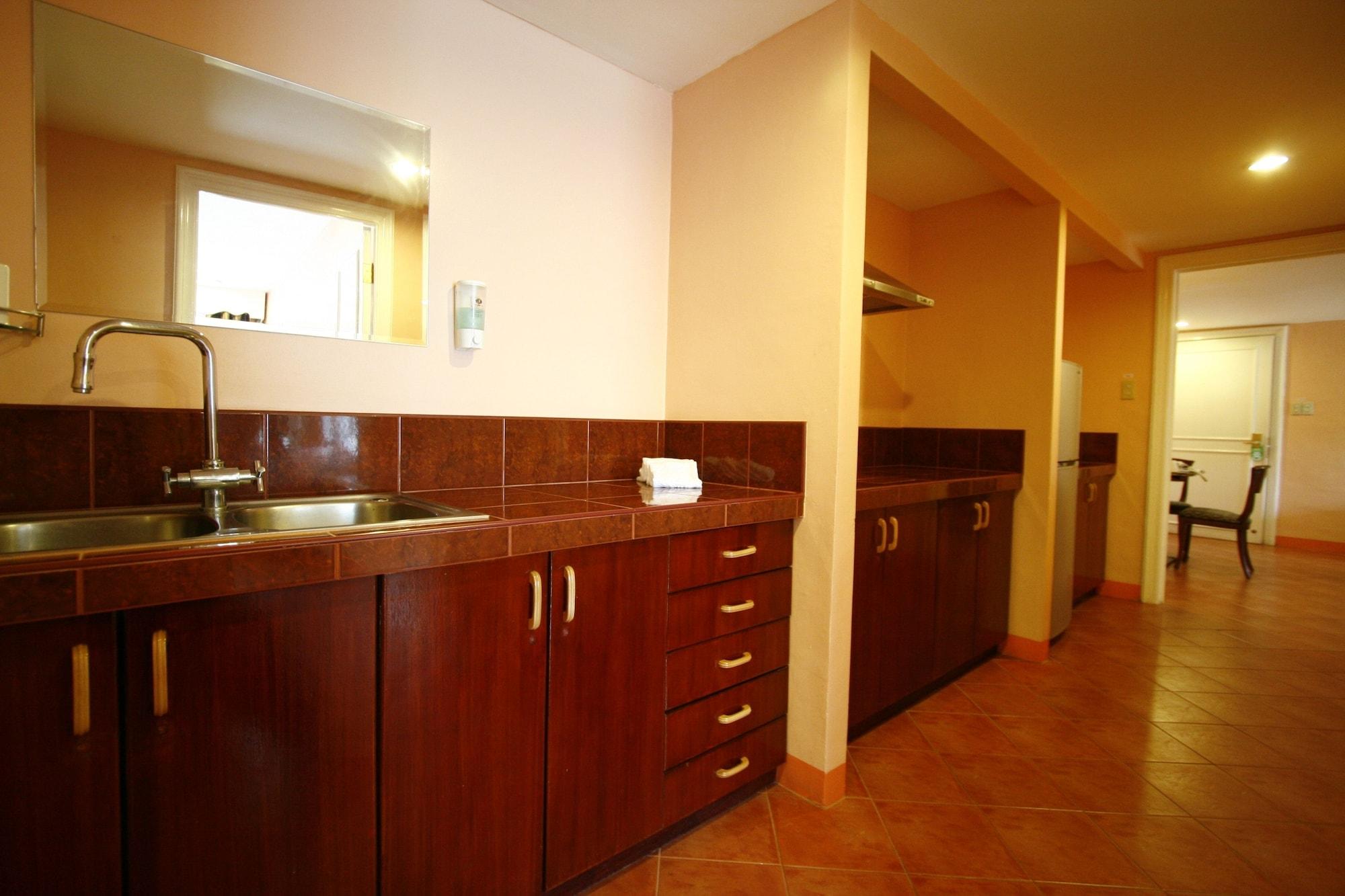 Fontana hotel y Villas - Fontana Hot Spring Leisure Parks Mabalacat Exterior foto