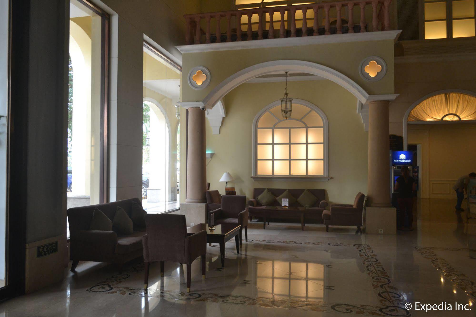 Fontana hotel y Villas - Fontana Hot Spring Leisure Parks Mabalacat Exterior foto