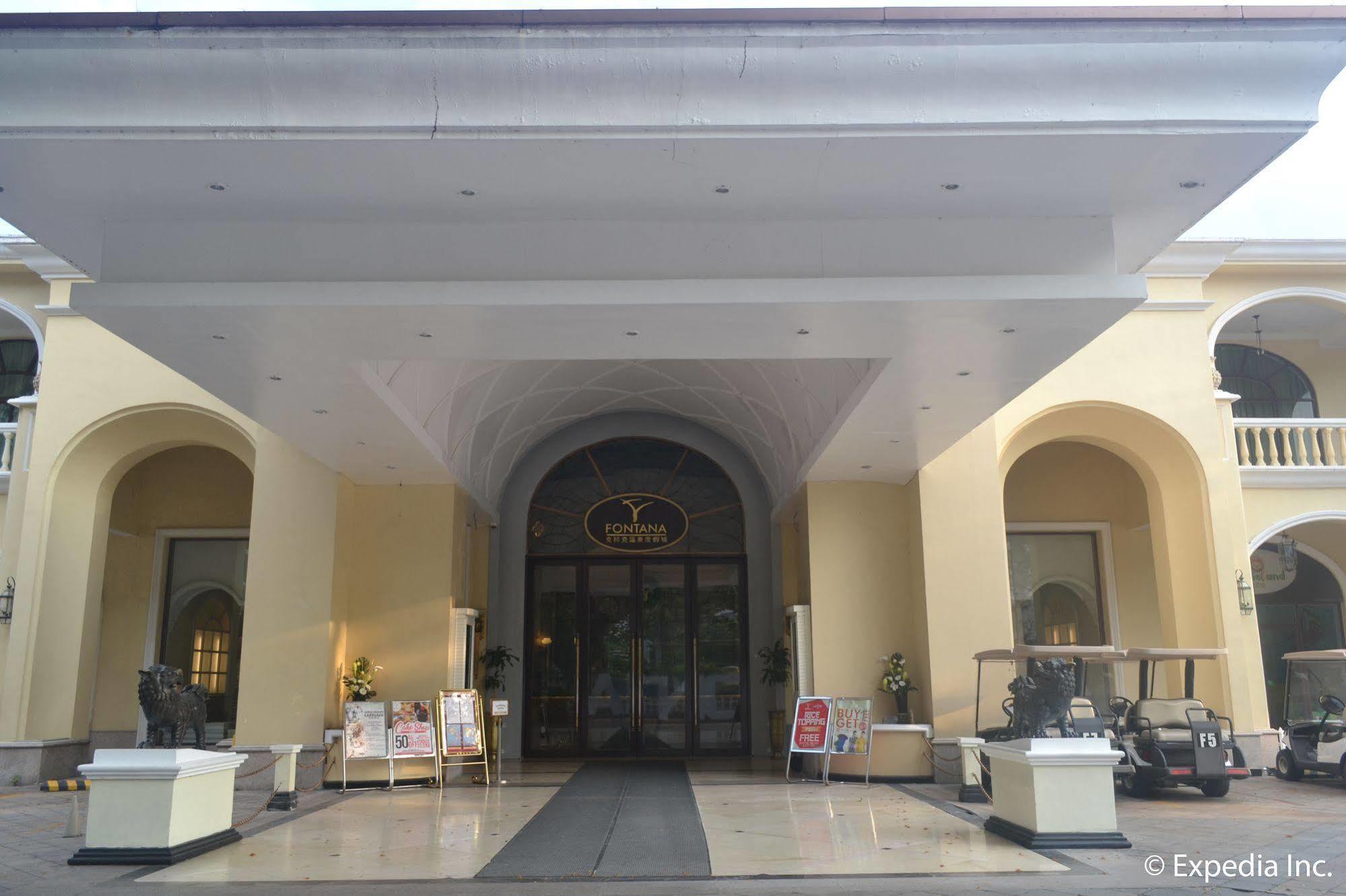 Fontana hotel y Villas - Fontana Hot Spring Leisure Parks Mabalacat Exterior foto