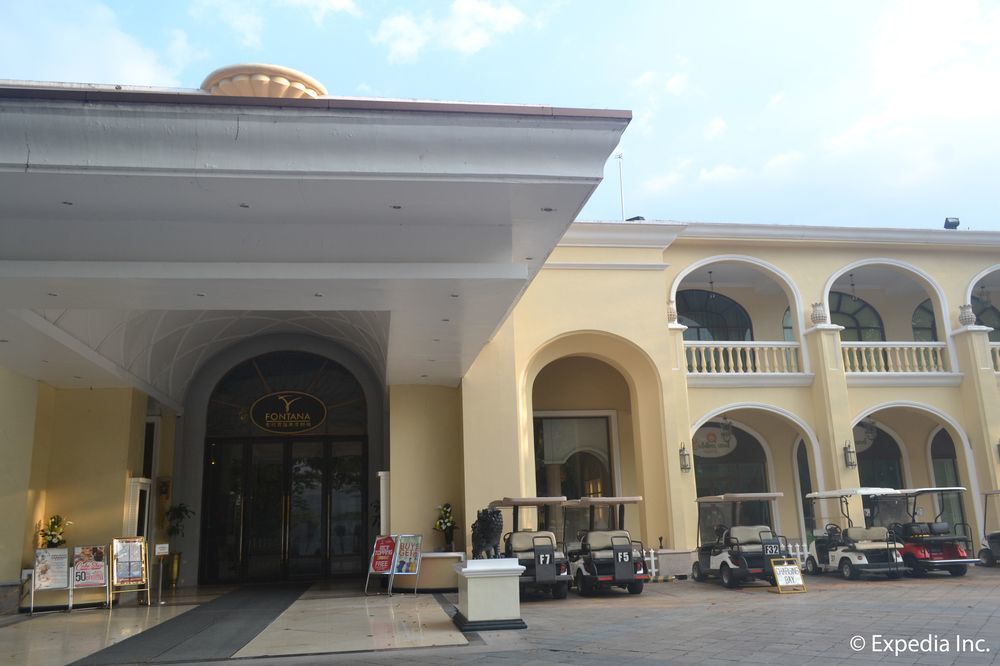 Fontana hotel y Villas - Fontana Hot Spring Leisure Parks Mabalacat Exterior foto